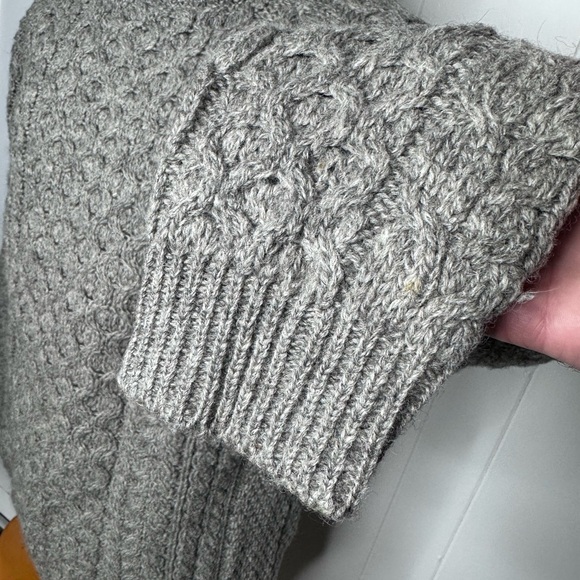 Carraig DonnIreland Pure Wool Fisherman Cable Knit Sweater - Picture 9 of 13